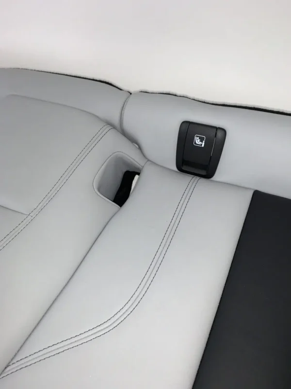 10049_BMW_M5_interior-14-1100x1467 Interior BMW M5 (F90) Leather Silverstone