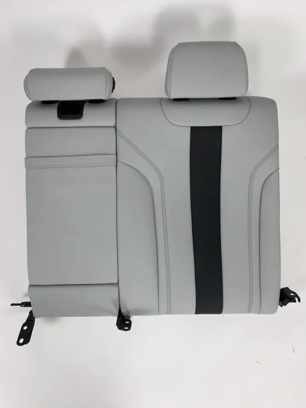 10049_BMW_M5_interior-6-1100x1467 Interior BMW M5 (F90) Leather Silverstone