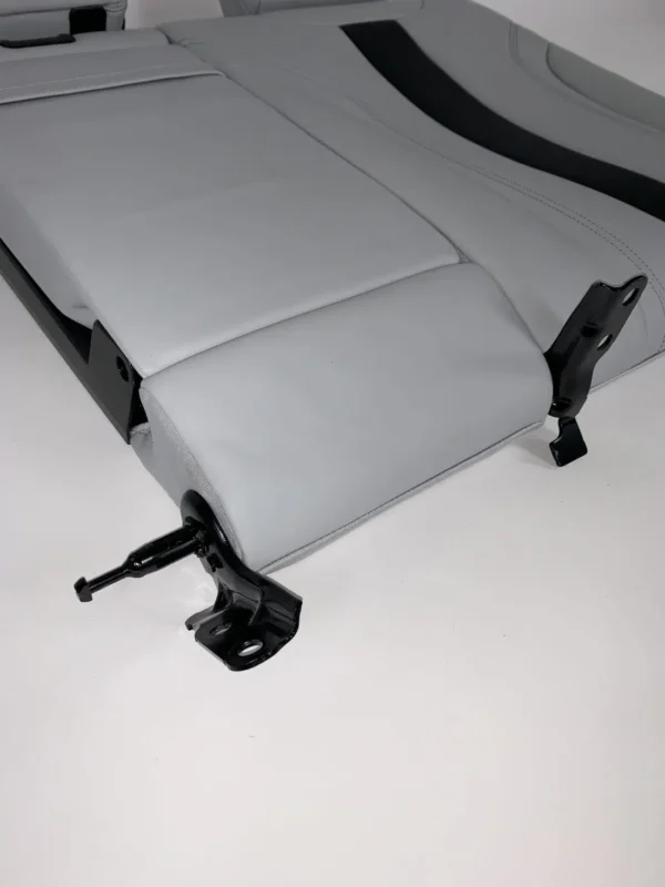 10049_BMW_M5_interior-7-1100x1467 Interior BMW M5 (F90) Leather Silverstone