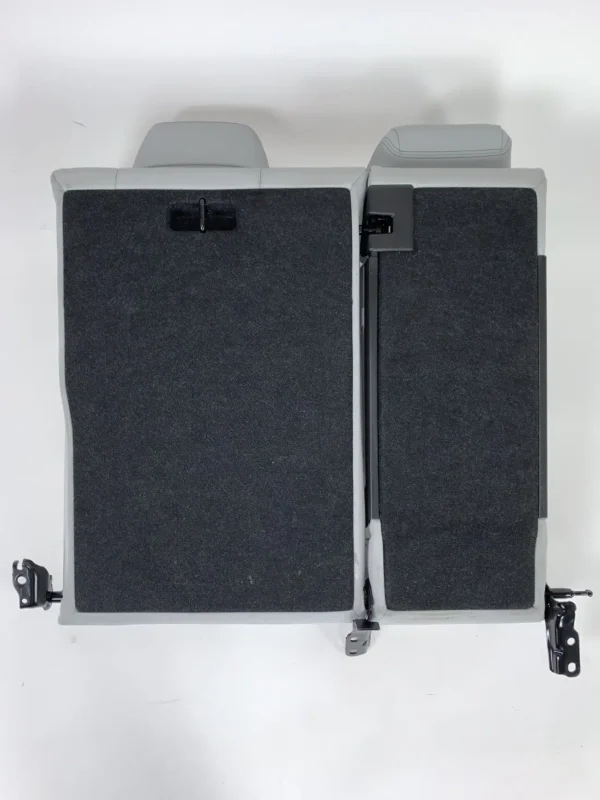 10049_BMW_M5_interior-9-1100x1467 Interior BMW M5 (F90) Leather Silverstone