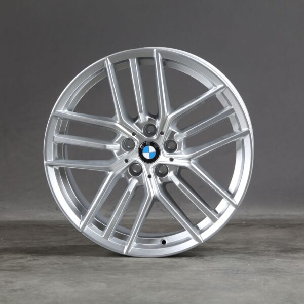 19-inch original BMW 5 Series i5 G60 G61 5A324D6 Styling 933 alloy rims