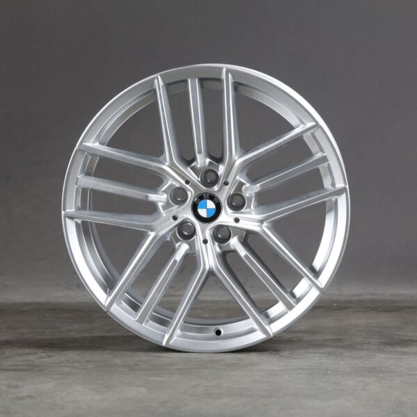 19-inch original BMW 5 Series i5 G60 G61 5A324D6 Styling 933 alloy rims