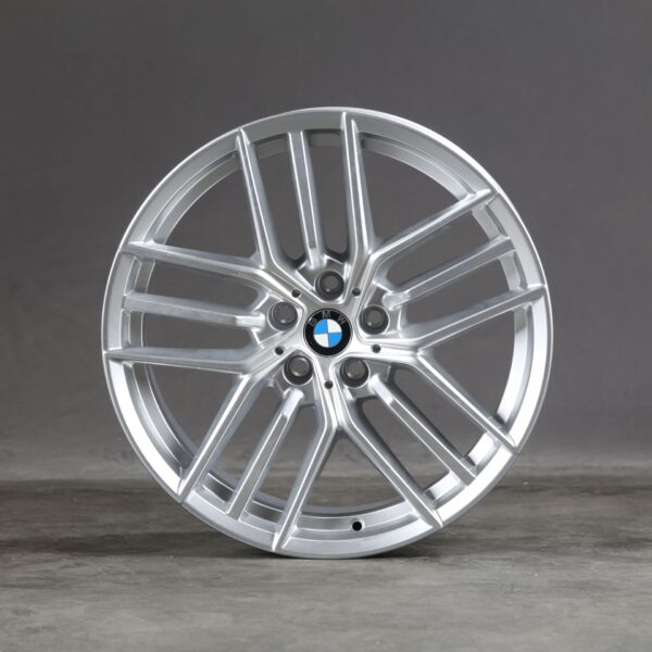 19-inch original BMW 5 Series i5 G60 G61 5A324D6 Styling 933 alloy rims