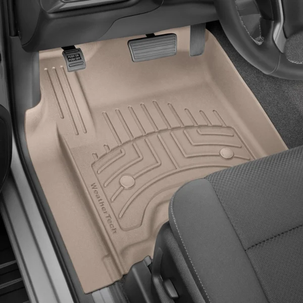 BMW 3-Series 2025, HP Floor Liners by WeatherTech®.
