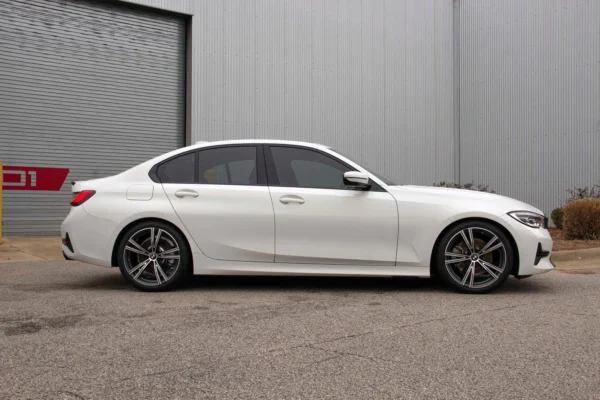 d100-0934-4 Front and Rear Lowering Coil Springs with 1" Front and Rear Drop Height by Dinan®. Quantity: 4 per Pack.