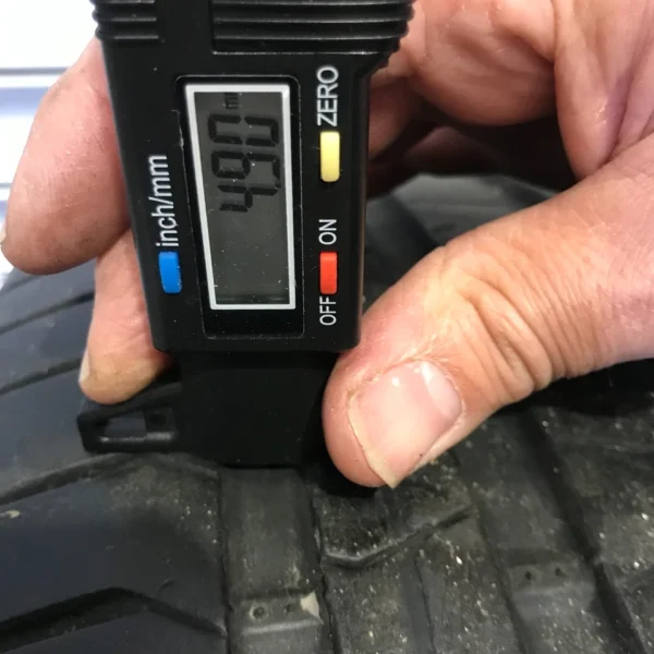 s-l960 (11) GENUINE BMW X7 G07, 785M, M Performance 22" Alloy Wheels, Pirelli P-Zero tyres.