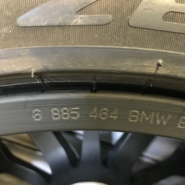 s-l960 (13) GENUINE BMW X7 G07, 785M, M Performance 22" Alloy Wheels, Pirelli P-Zero tyres.