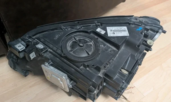 2013-2015 BMW 740i 750i 750Li HID Xenon Headlight Adaptive Driver & Passenger