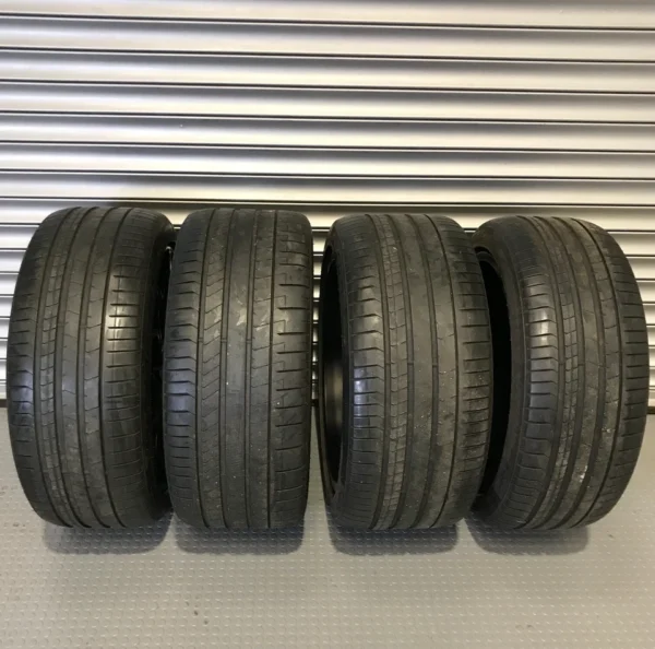 s-l960 (3) GENUINE BMW X7 G07, 785M, M Performance 22" Alloy Wheels, Pirelli P-Zero tyres.