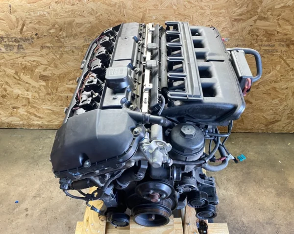 s-l960 (4) 00-06 BMW E46 E85 330 Z4 3.0L M54 6 Cylinder Engine Motor Complete Assembly OEM