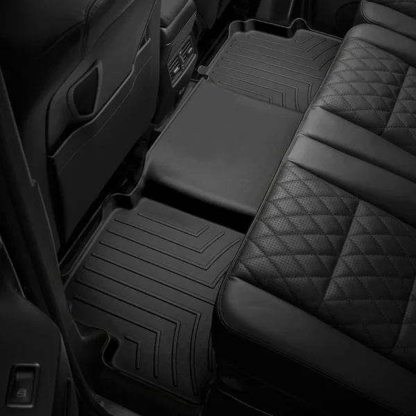 BMW 3-Series 2025, HP Floor Liners by WeatherTech®.