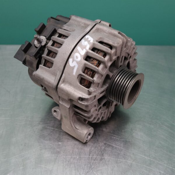 ALTERNATOR E71 (724) *12-20* D6