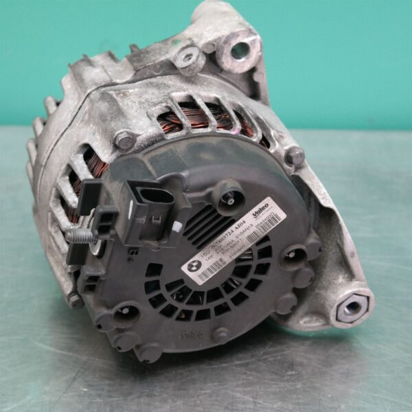 ALTERNATOR E70 (724) *12-20* D6