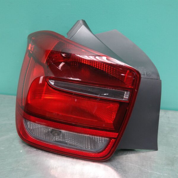 LEFT TAILLIGHT F20, HATCH, NON LED TYPE, 06/11-03/15