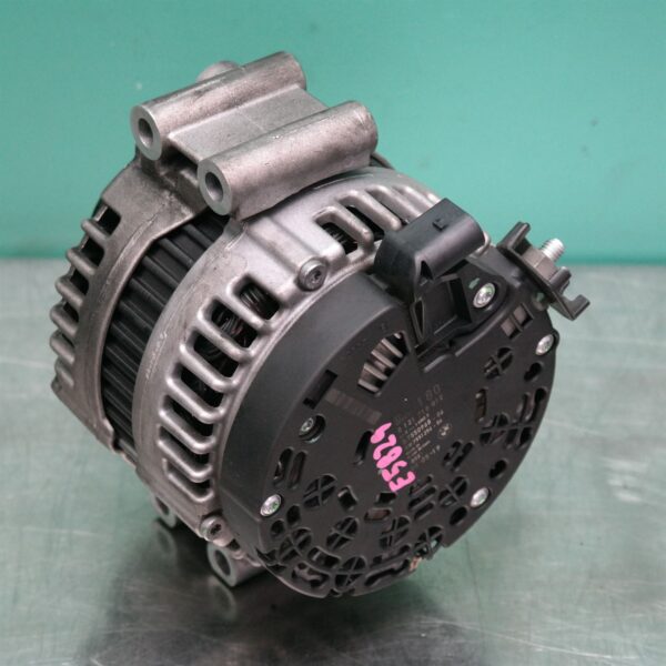 SAMSUNG CSC ALTERNATOR E90 (926) (256) *12-20* P6