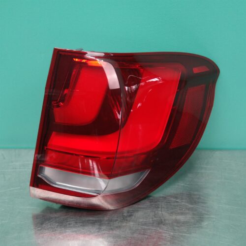 RIGHT TAILLIGHT F15/F85, 09/13-07/18