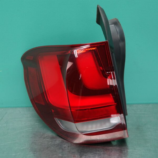 LEFT TAILLIGHT F15/F85, 09/13-07/18
