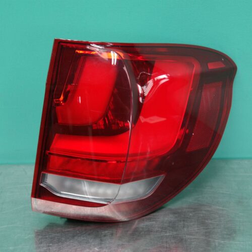 RIGHT TAILLIGHT F15/F85, 09/13-07/18