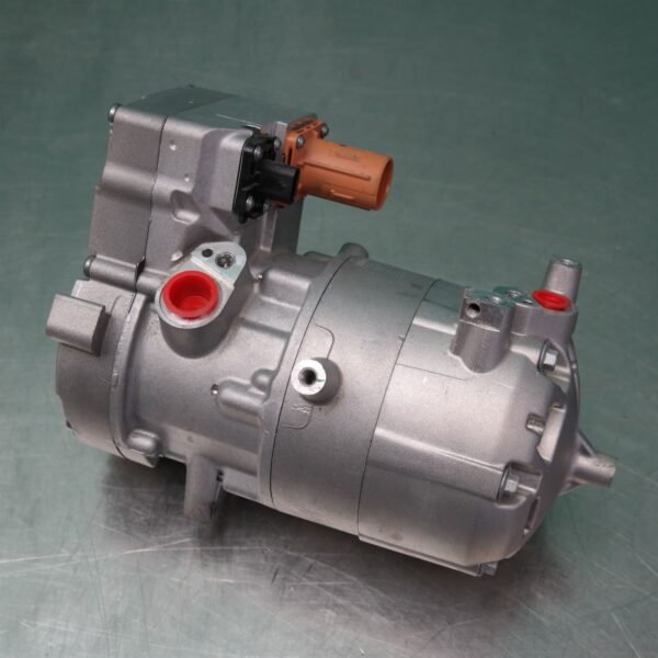 A/C COMPRESSOR I20, 04/21-
