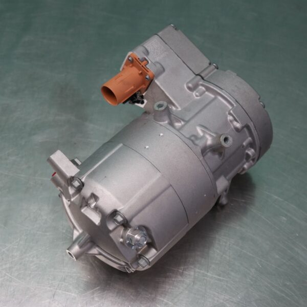 A/C COMPRESSOR I20, 04/21-