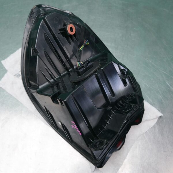 RIGHT TAILLIGHT IN BODY, W/ LED TYPE, G01/F97, 08/21-08/24