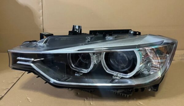 33 BMW 3 Series F30 F31 Xenon Headlight Left Side USED GENUINE COMPLETE SET