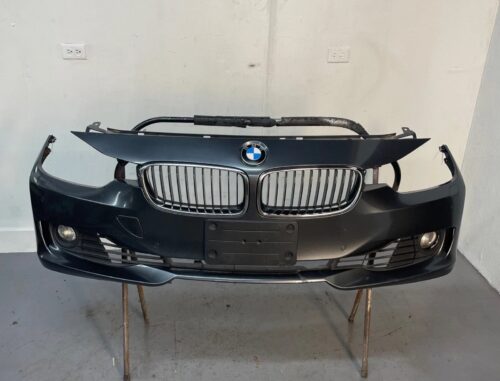 777 12-15 BMW 320i 328i 335i F30 F31 FRONT BUMPER COVER W/ PDC CAMERA COMPLETE OEM