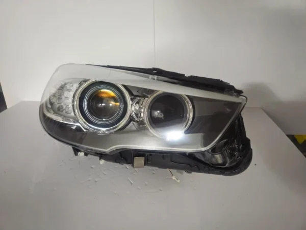s-l960 (1) BMW 5 GT F07 GT Bi Xenon Headlight Right Side OEM USED GENUINE 7262720