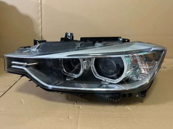 s-l960 (1) BMW 3 Series F30 F31 Xenon Headlight Left Side USED GENUINE COMPLETE SET