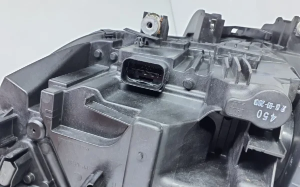 BMW 2 Series F45 F46 LCI LED RIGHT Headlight RHD 8738644 5A32E02 OEM