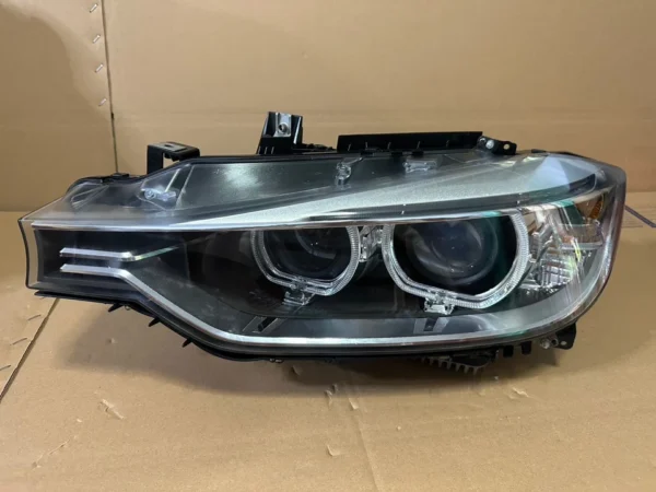 s-l960 BMW 3 Series F30 F31 Xenon Headlight Left Side USED GENUINE COMPLETE SET