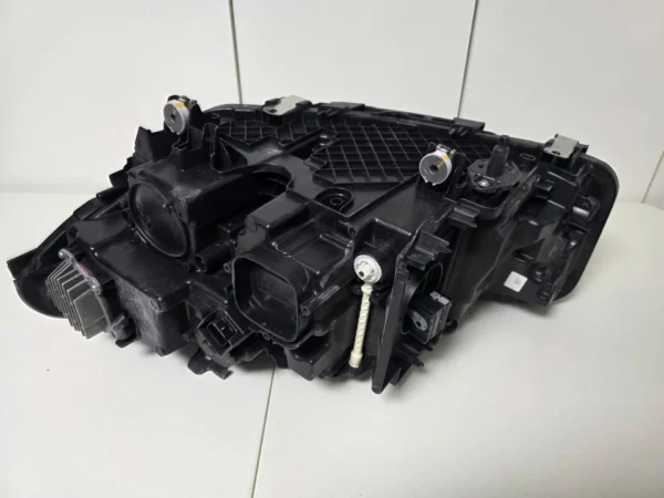s-l960 (11) BMW 5 Series G30 G31 F90 LCI Adaptive LED Headlight RIGHT OEM GENUINE 9850582