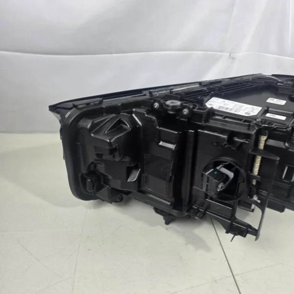 BMW 5 Series G30 G31 F90 LCI Adaptive LED Headlight RIGHT OEM GENUINE 9479262