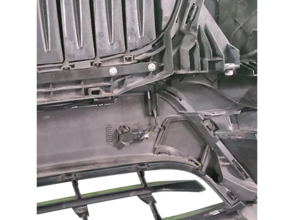 BMW X3 Front Bumper Assembly OEM 51117490211 51137468670 51137468669 2020-2021