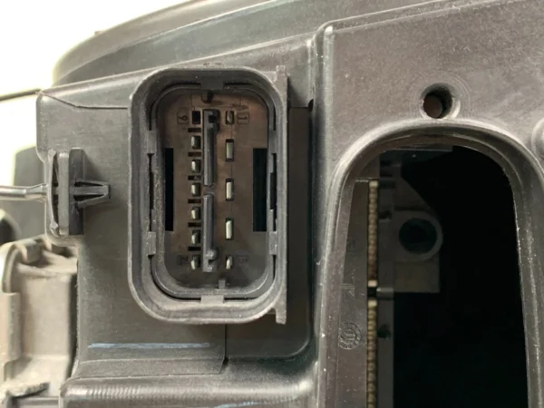 AS IS! 2014-2018 BMW X5 X6 F15 F16 Right Passenger Side Xenon HID Headlight OEM