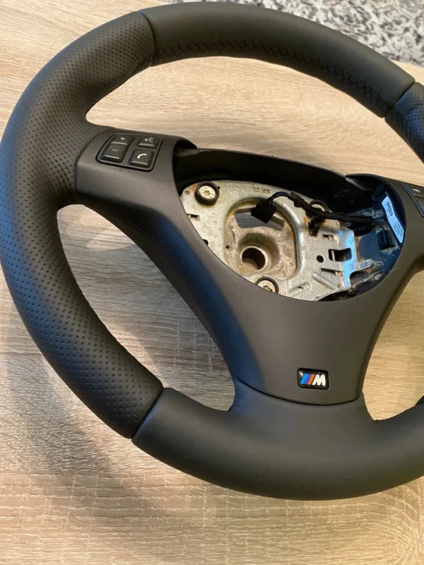 OEM BMW E90 E92 M Sport Steering Wheel E91 E93 M3 E82 E81 E88 3 Series