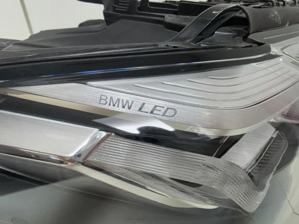s-l960 (2) BMW 5 Series G30 G31 F90 LCI Adaptive LED Headlight RIGHT OEM GENUINE 9850582