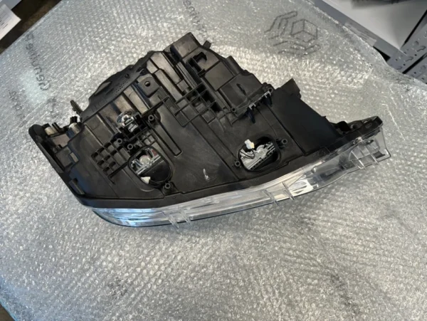 s-l960 (2) BMW 3 Series F30 LCI, F31 LCI, F35 LCI LED Headlight LEFT USED GENUINE 7419633