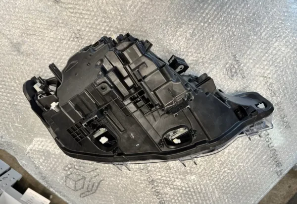 s-l960 (2) BMW 3 Series F30 F31 F35 LCI LED Headlight(Black Line) LEFT USED GENUINE 8492473