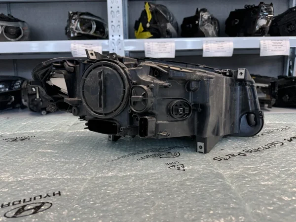 BMW 5 Series F10,F11,F18 Xenon Headlight LEFT USED GENUINE 7271911