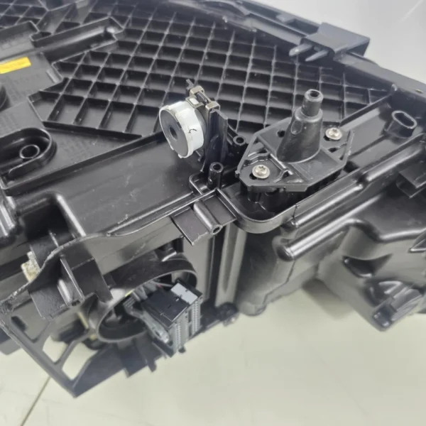 BMW 5 Series G30 G31 F90 LCI Adaptive LED Headlight RIGHT OEM GENUINE 9479262