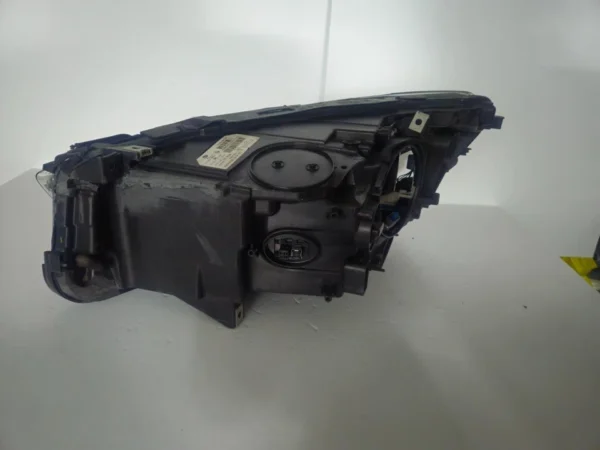 s-l960 (3) BMW 5 GT F07 GT Bi Xenon Headlight Right Side OEM USED GENUINE 7262720