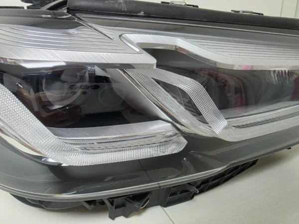 s-l960 (3) BMW 5 Series G30 G31 F90 LCI Adaptive LED Headlight RIGHT OEM GENUINE 9850582