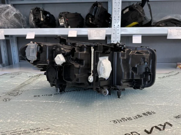 s-l960 (3) BMW 5 Series G30,G31,F90 LCI Adaptive LED Headlight LEFT USED GENUINE 9479261