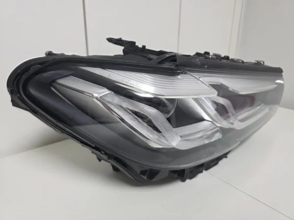 s-l960 BMW 5 Series G30 G31 F90 LCI Adaptive LED Headlight RIGHT OEM GENUINE 9850582