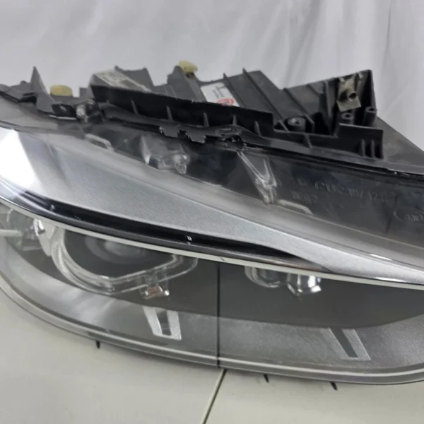 s-l960 (4) BMW 3 Series F30 F31 Xenon Headlight RIGHT USED GENUINE OEM 7259526