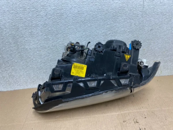 s-l960 (4) 2002 to 2005 BMW 3 E46 Sedan Left Driver LH Xenon HID OEM Headlight W0729 DW