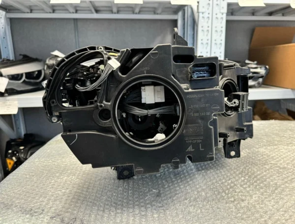 BMW X5 F15 F85 F16 F86 LCI Adaptive LED Headlight LEFT USED GENUINE 7442647