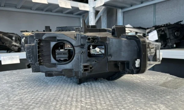 s-l960 (5) BMW 3 Series F30 LCI, F31 LCI, F35 LCI LED Headlight LEFT USED GENUINE 7419633