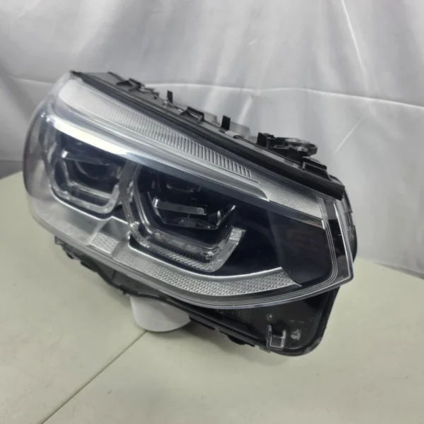 BMW X3 X4 G01 G02 LED Adaptive Headlight RIGHT GENUINE OEM 8739654